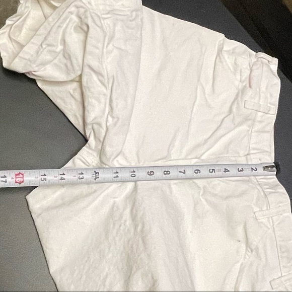 Men’s Stonewashed Duck Carpenter Shorts, 9", Stonewashed Cloud - Picture 9 of 16